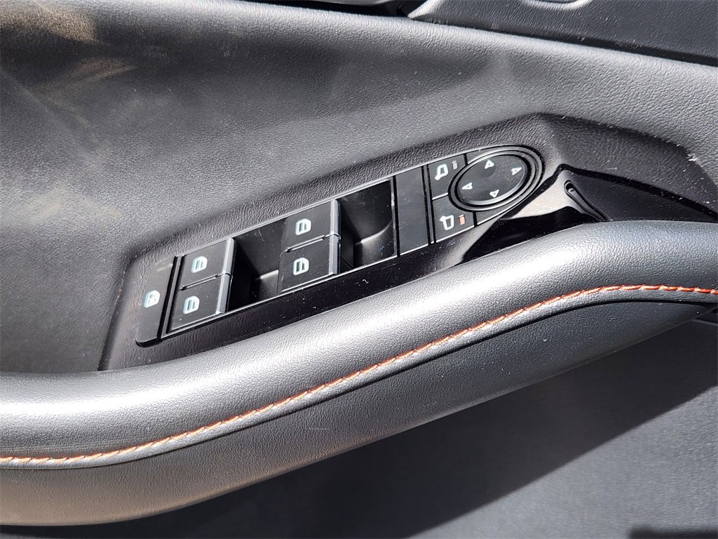 New 2025 MAZDA CX-30 Carbon image 5