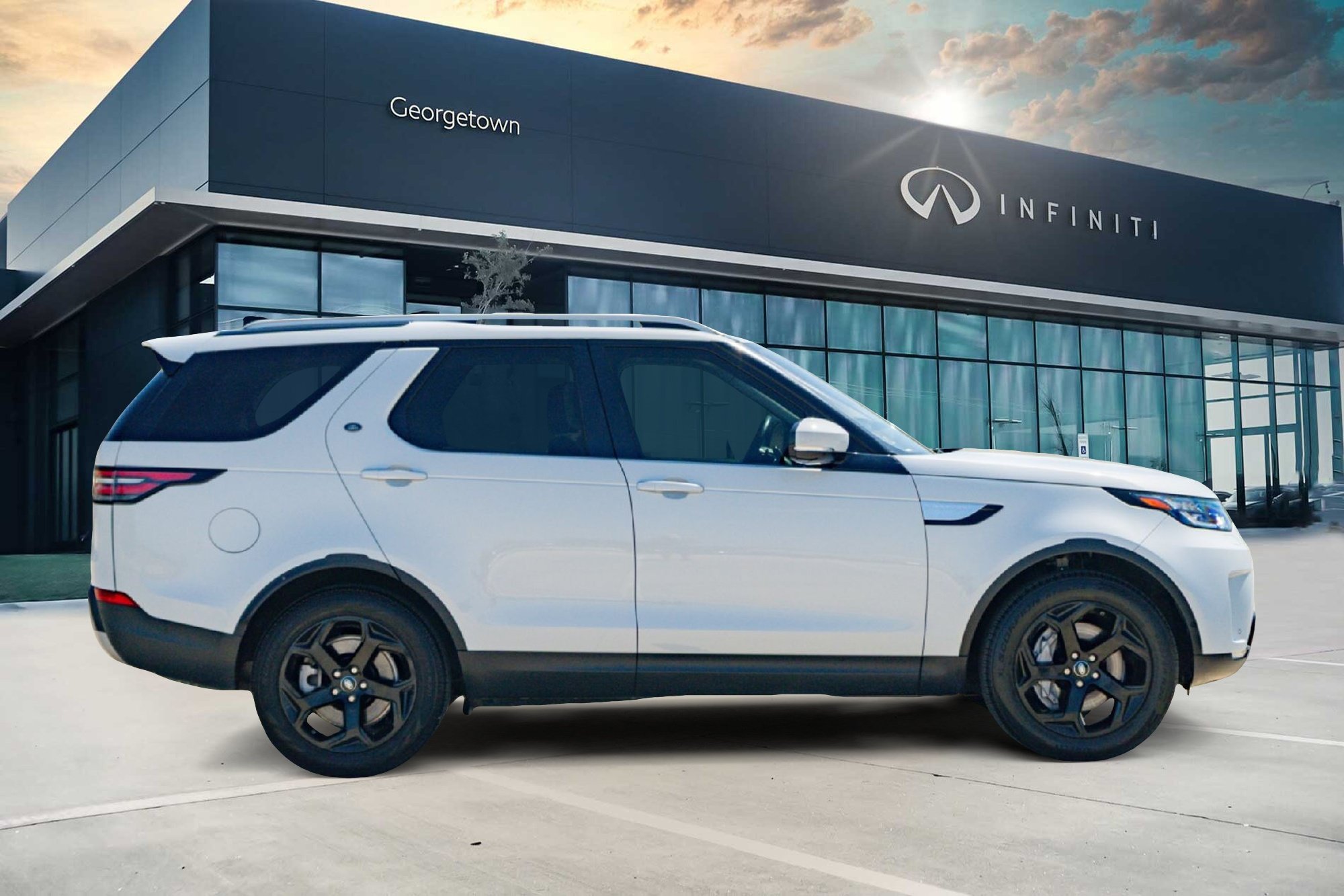 Used 2020 Land Rover Discovery HSE Luxury AWD/4WD image 4