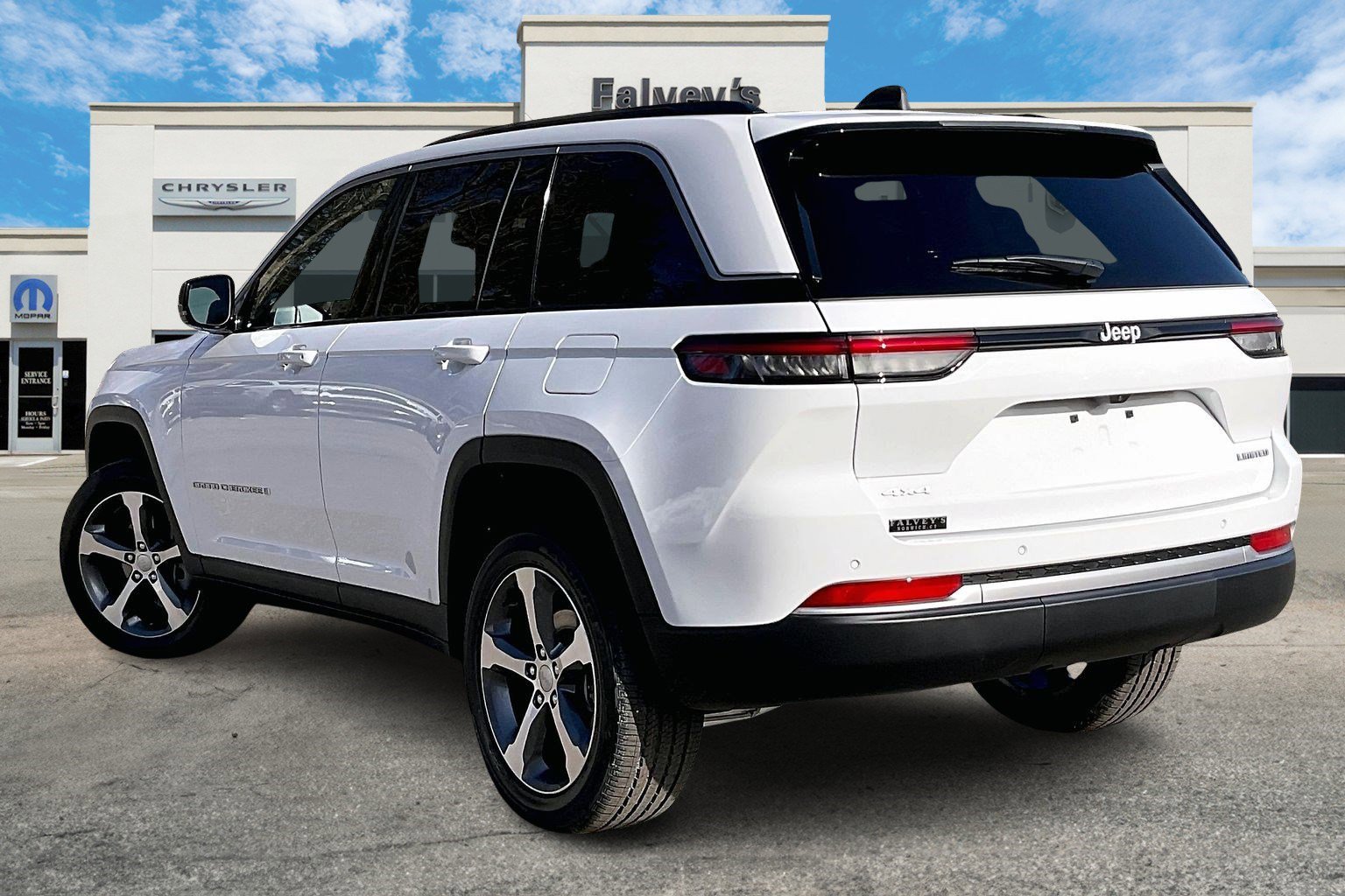 New 2026 Jeep Grand Cherokee Limited image 3