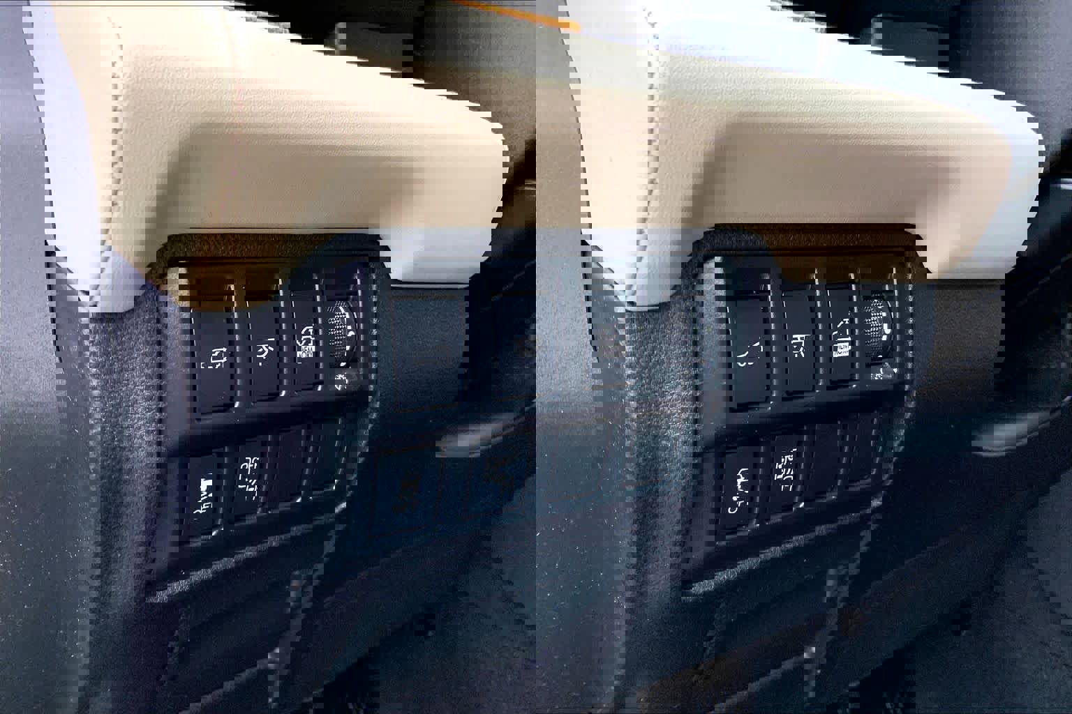 Used 2020 Subaru Ascent Touring w/ Popular Package #3 image 34