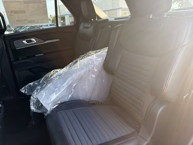New 2027 Ford Explorer ST-Line w/ Premium Package AWD/4WD image 24
