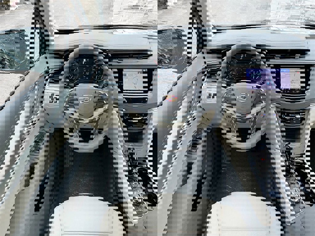 New 2025 Cadillac XT5 Premium Luxury image 24