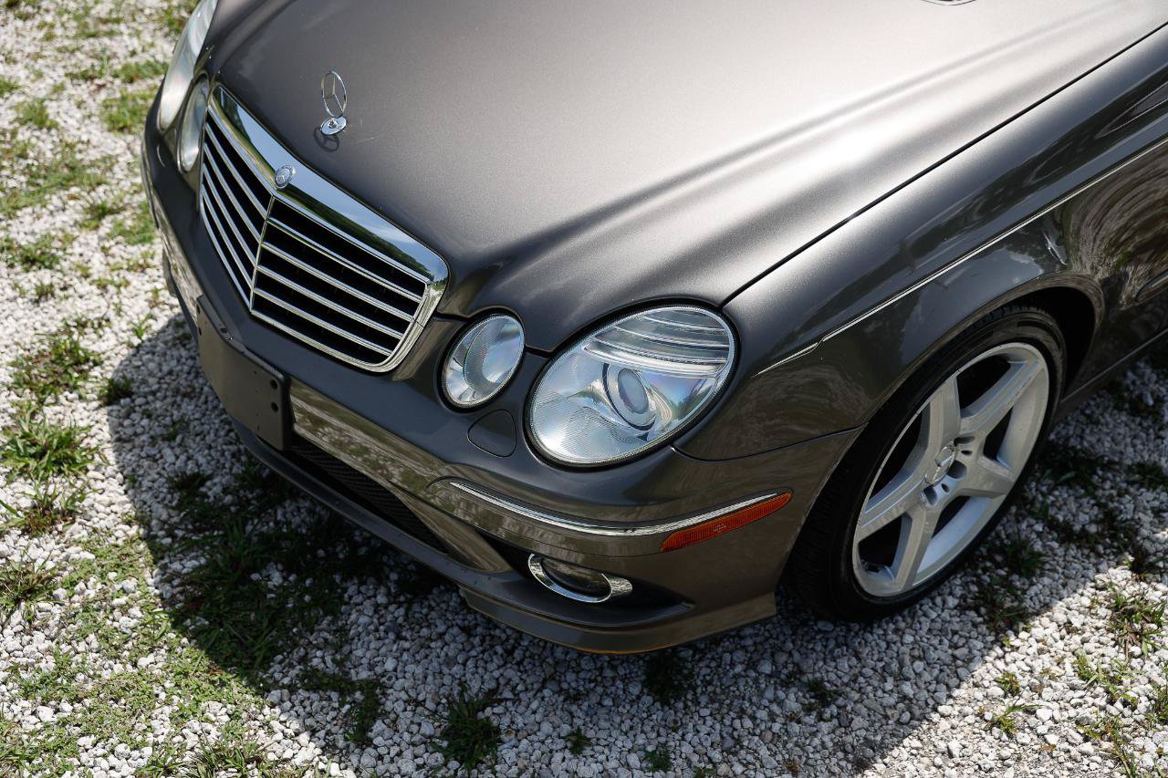 Used 2009 Mercedes-Benz E 350 Sedan w/ Premium 1 Pkg image 24