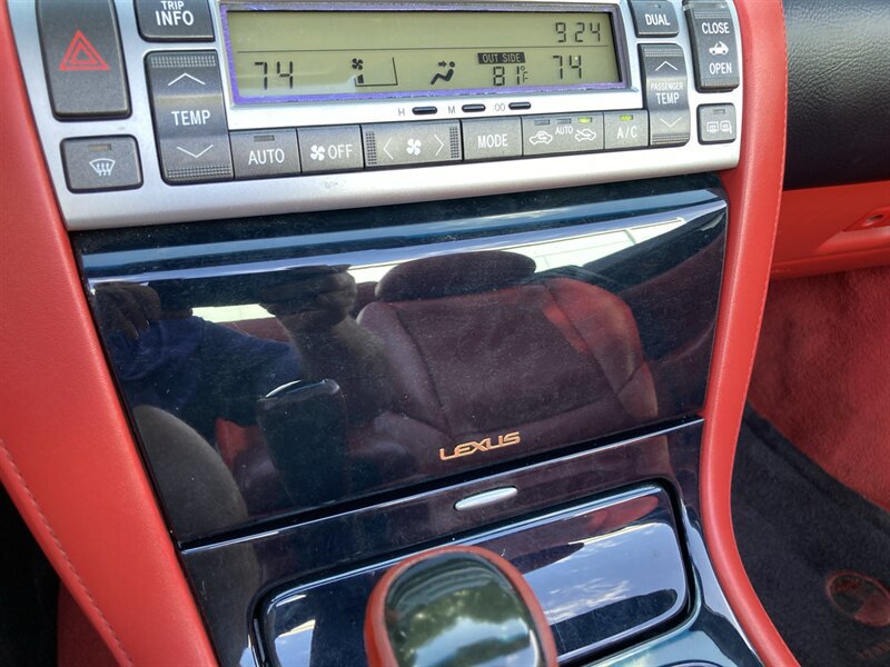 Used 2007 Lexus SC 430 Convertible RWD image 25