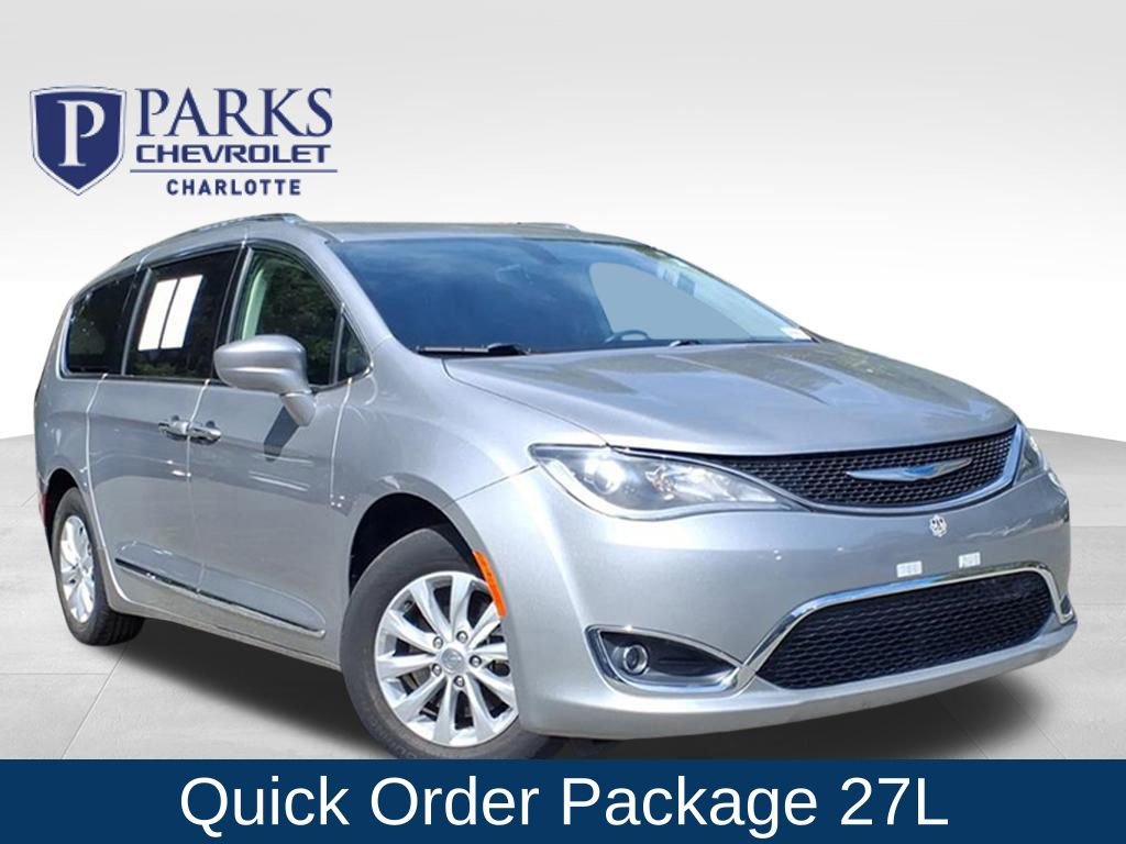 Used 2018 Chrysler Pacifica Touring-L