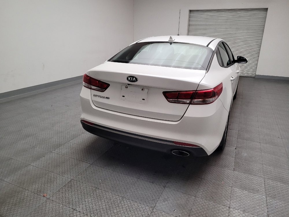 Used 2016 Kia Optima LX image 7