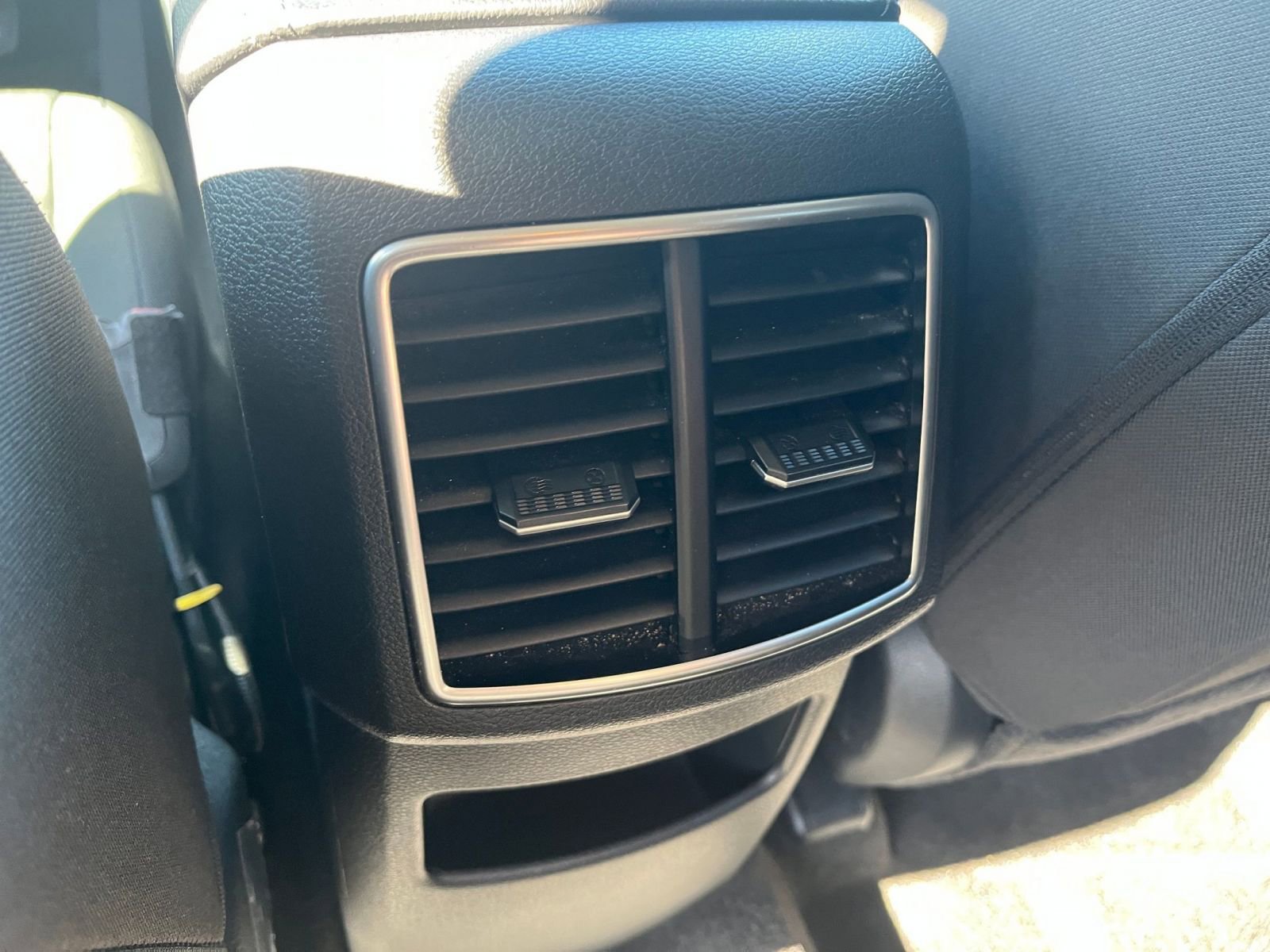 Used 2025 Kia Sportage LX image 22