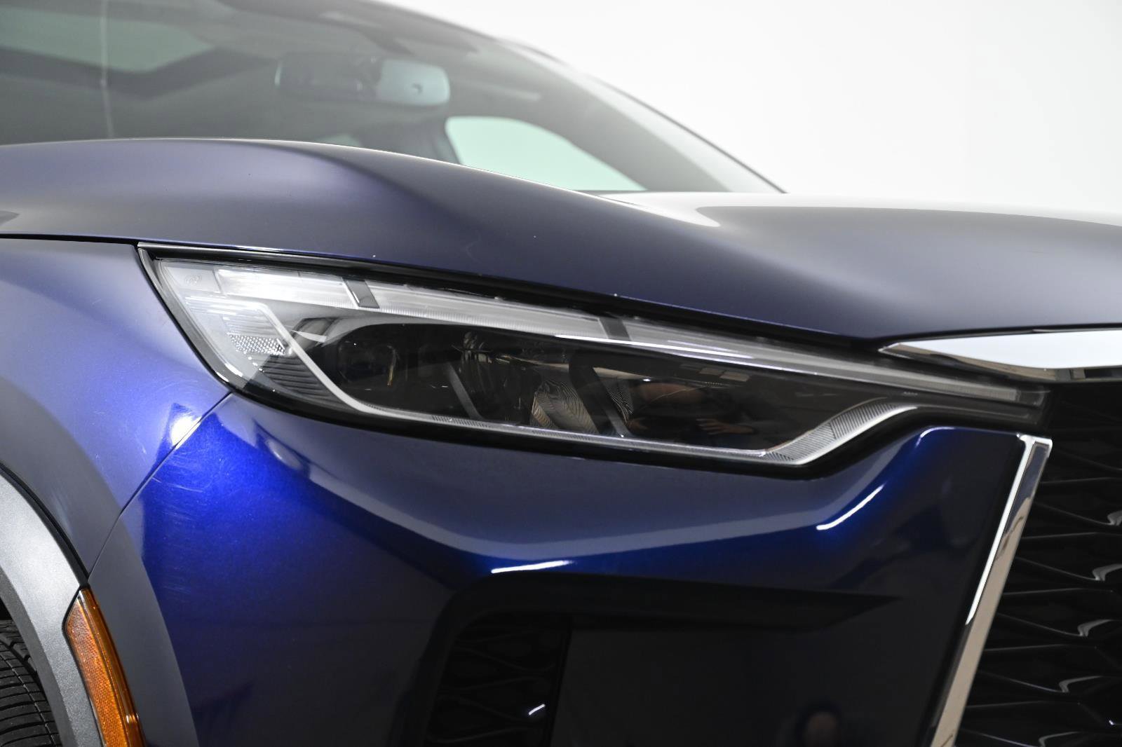 Used 2022 INFINITI QX60 Luxe w/ Cargo Package image 4