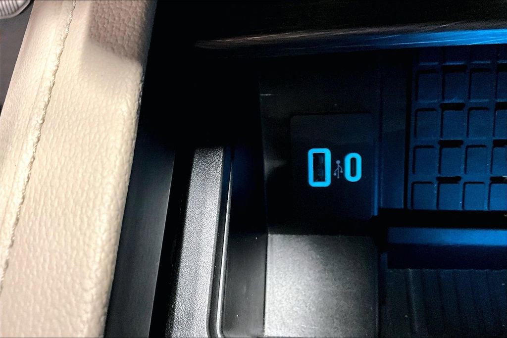 Used 2024 Ford Expedition Max Limited image 31