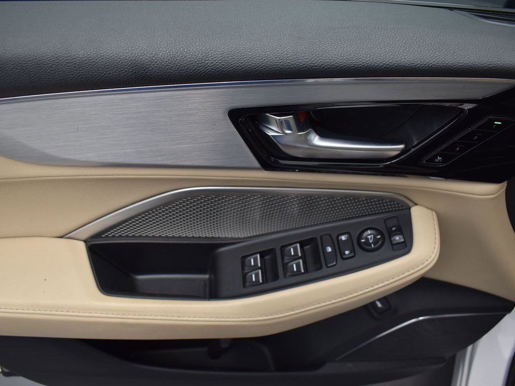 Used 2023 Acura MDX FWD image 11