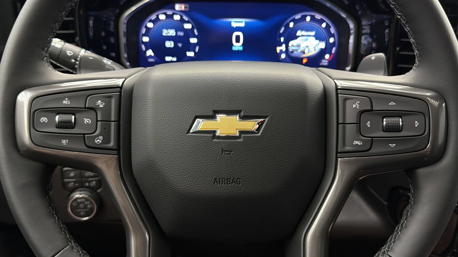 Used 2026 Chevrolet Silverado 1500 High Country w/ High Country Premium Package AWD/4WD image 28