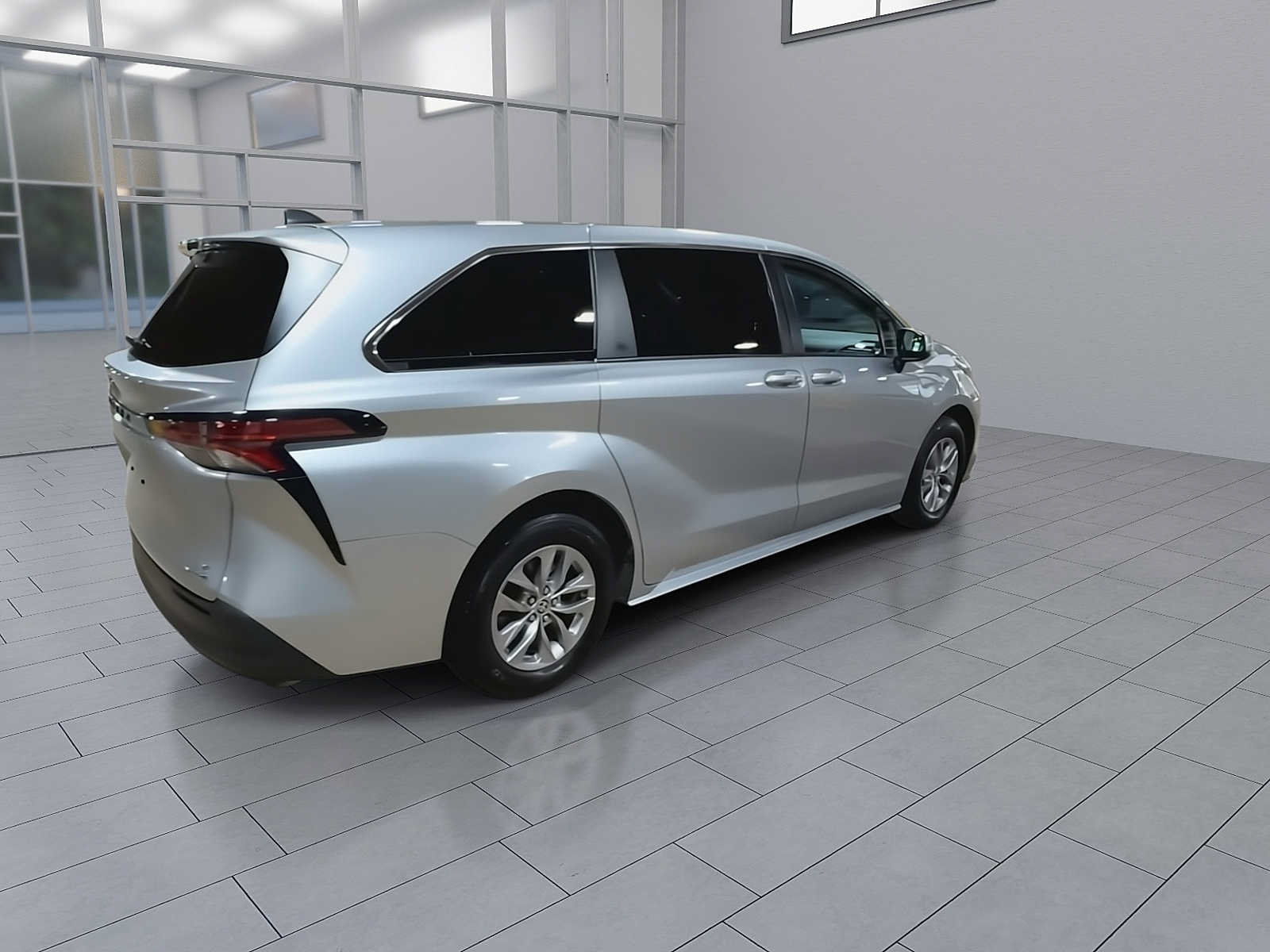 Used 2022 Toyota Sienna LE FWD image 8