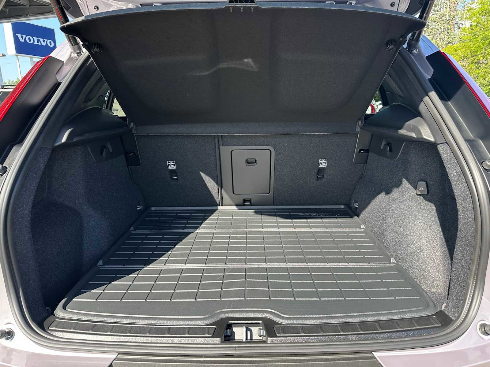 New 2026 Volvo XC40 B5 Ultra w/ Climate Package image 14