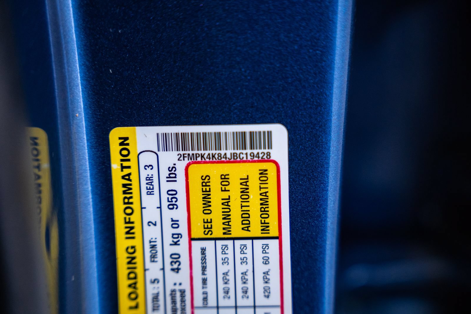 Used 2018 Ford Edge Titanium w/ Equipment Group 301A AWD/4WD image 39