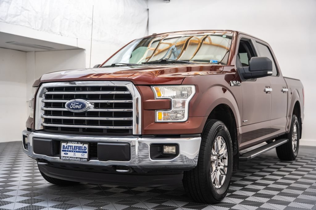 Used 2015 Ford F150 XLT w/ Equipment Group 302A Luxury AWD/4WD image 3