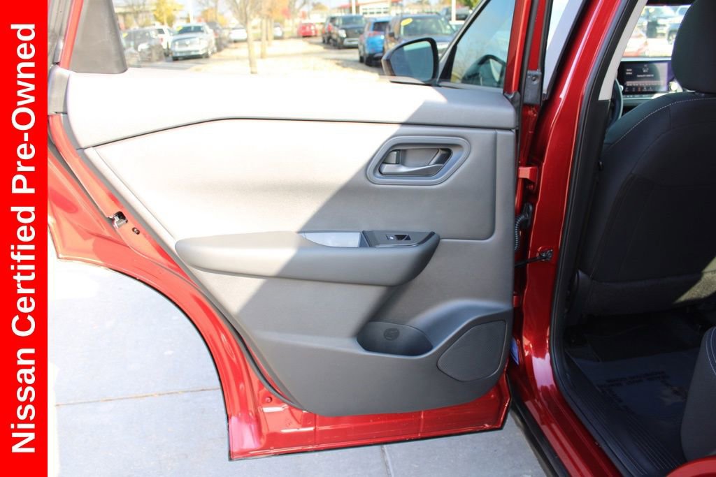 Certified 2025 Nissan Rogue S image 25
