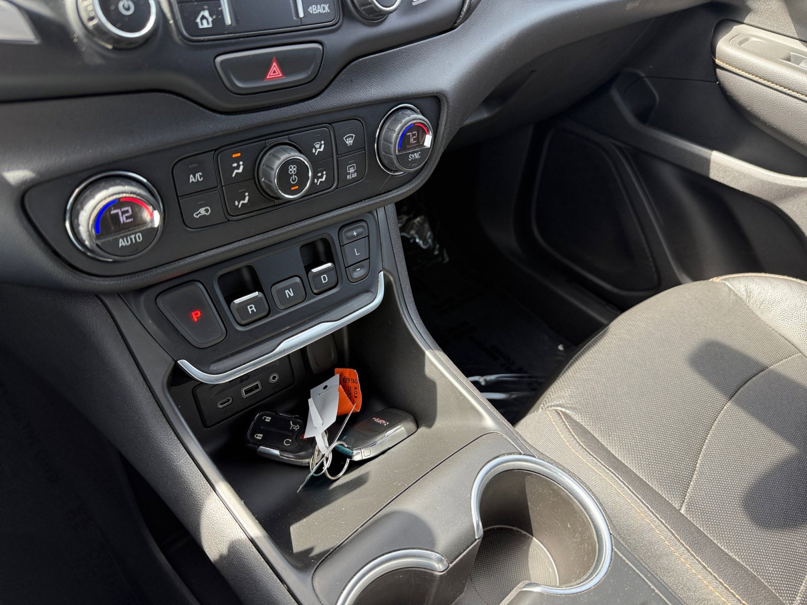 Used 2019 GMC Terrain SLT w/ Preferred Package image 13