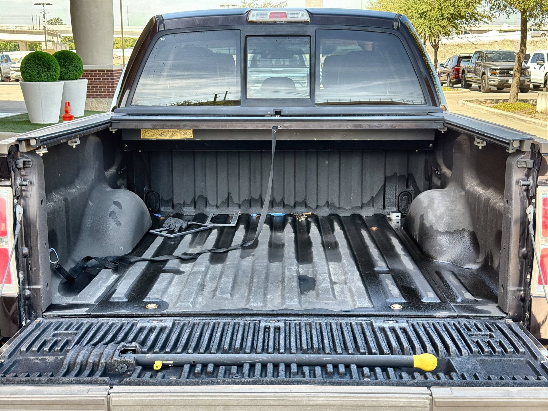 Used 2014 Ford F150 King Ranch w/ King Ranch Luxury Package AWD/4WD image 23
