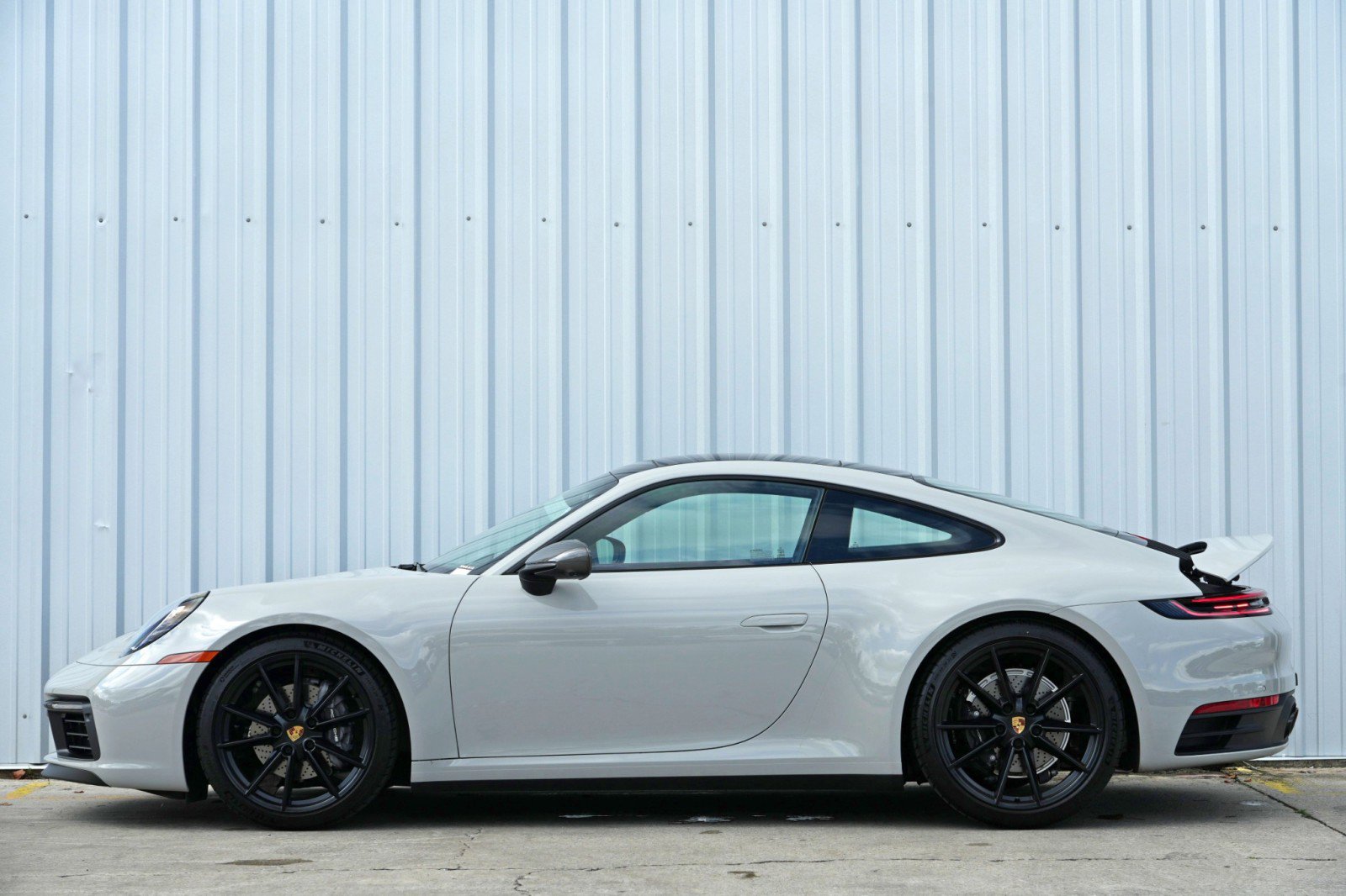 Used 2024 Porsche 911 Carrera T image 9