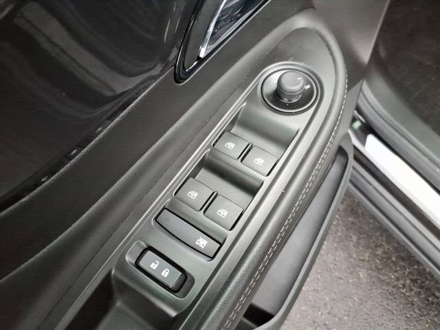 Used 2021 Buick Encore Preferred w/ Safety Package image 27