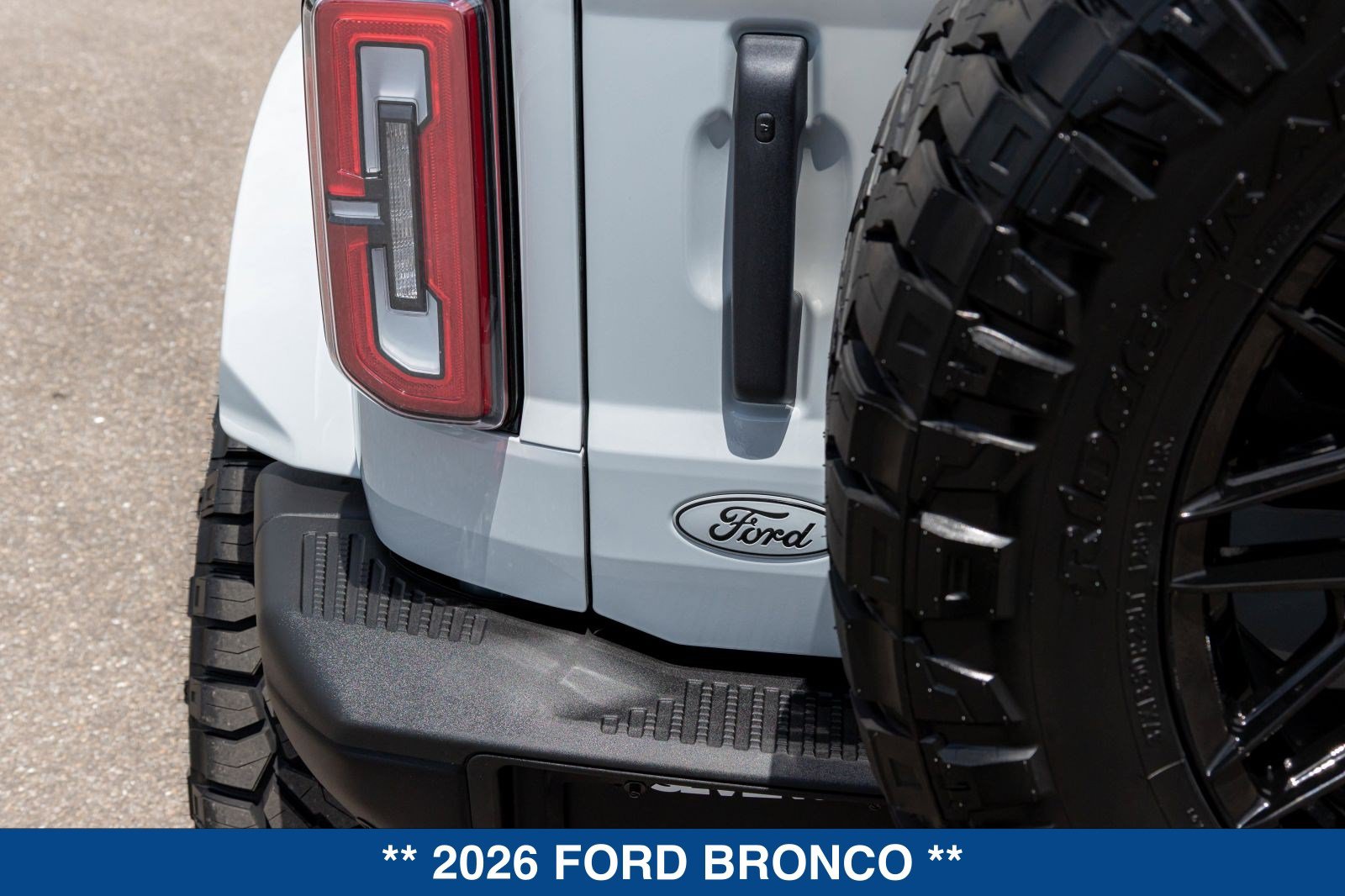 New 2026 Ford Bronco Badlands AWD/4WD image 31