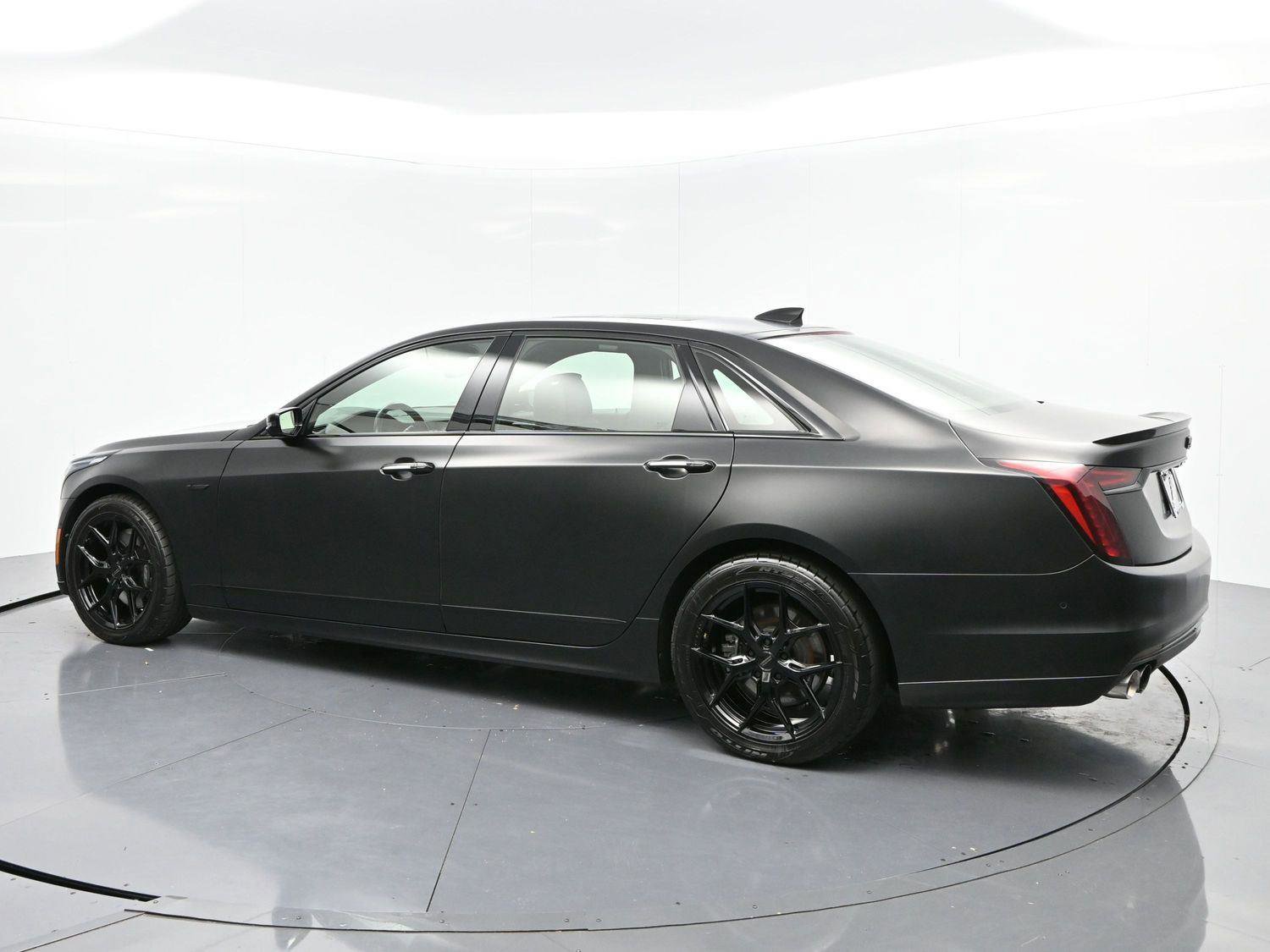 Used 2019 Cadillac CT6 V w/ Driver Assist Package image 5