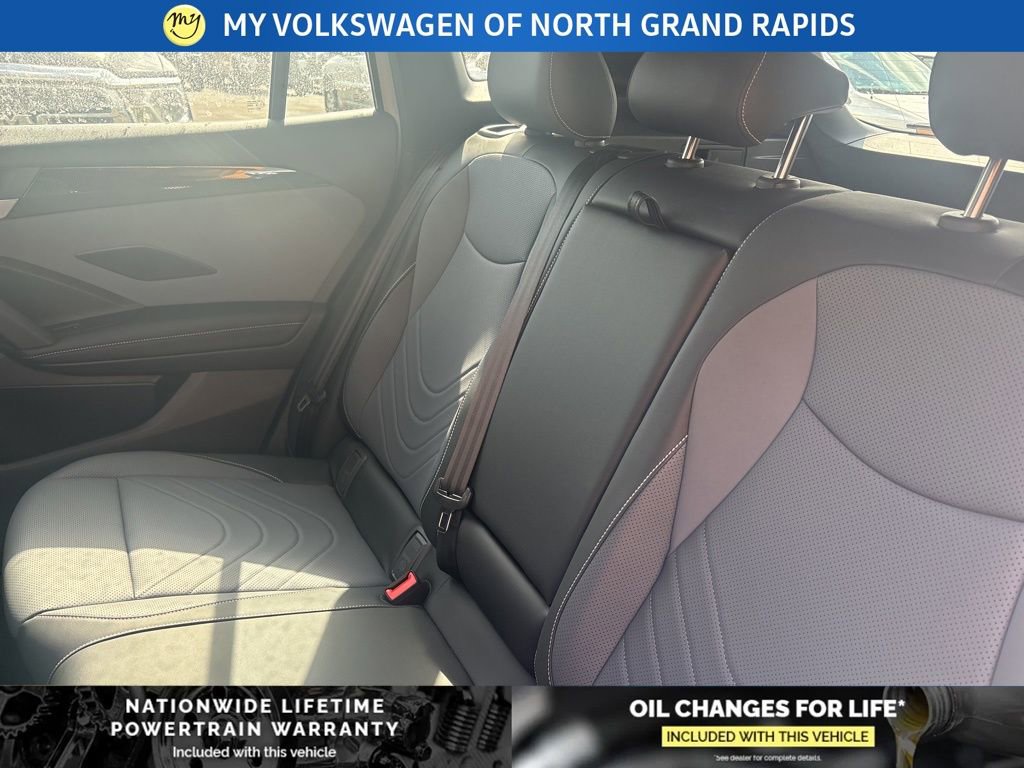 New 2026 Volkswagen Tiguan SE R-Line image 18