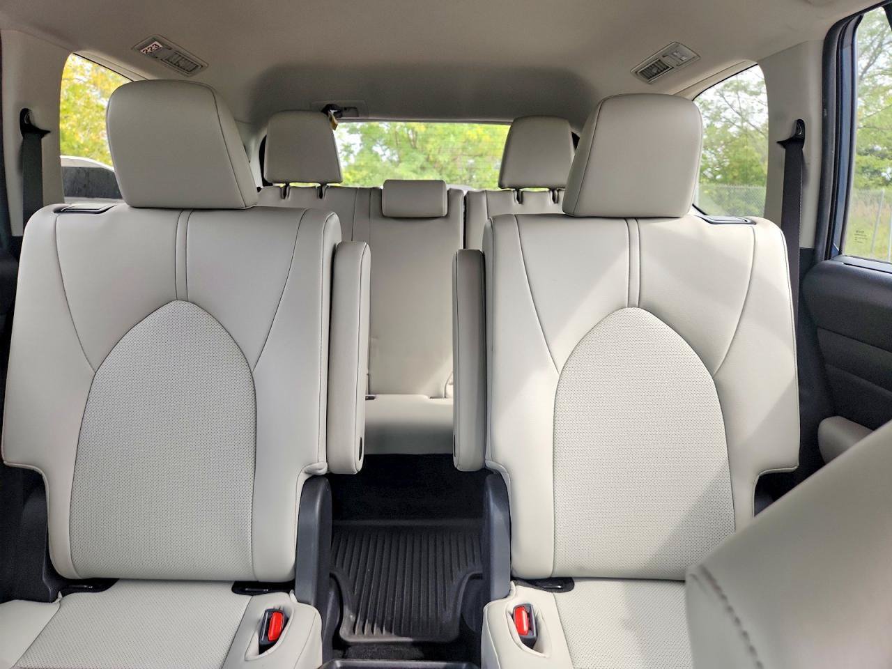 Used 2025 Toyota Grand Highlander AWD Hybrid image 7