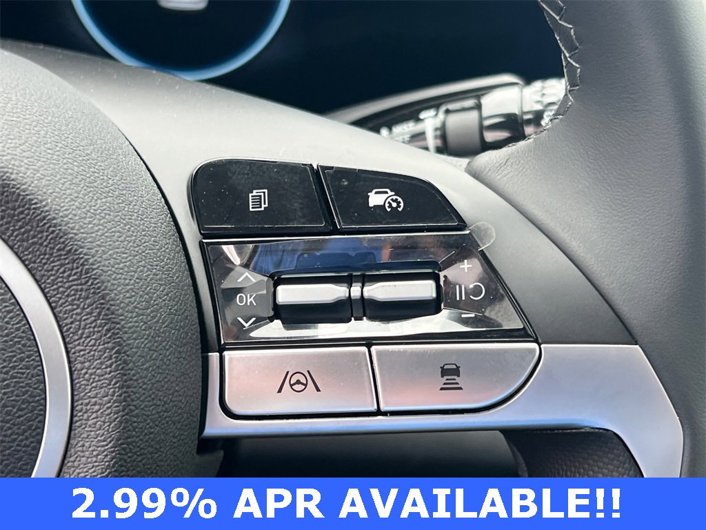 Certified 2025 Hyundai Elantra Limited image 25