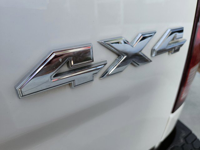 Used 2016 RAM 1500 Classic SLT w/ Luxury Group image 27