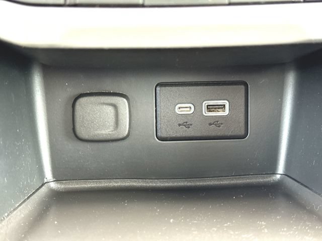 Used 2021 GMC Acadia SLE w/ Driver Convenience Package FWD image 36