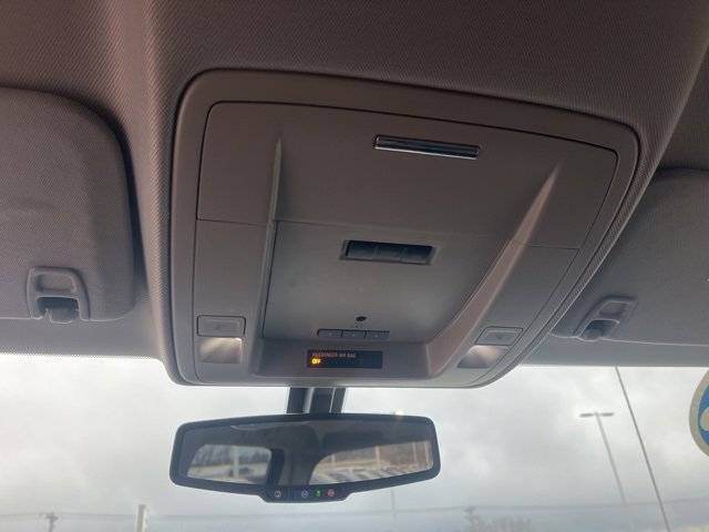 Used 2015 GMC Sierra 1500 SLE w/ SLE Value Package image 35