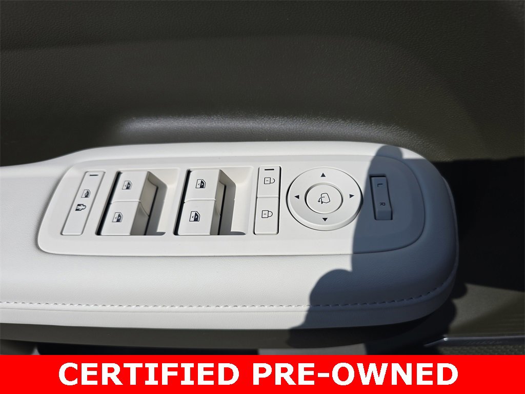 Used 2025 Hyundai Santa Fe Calligraphy image 29