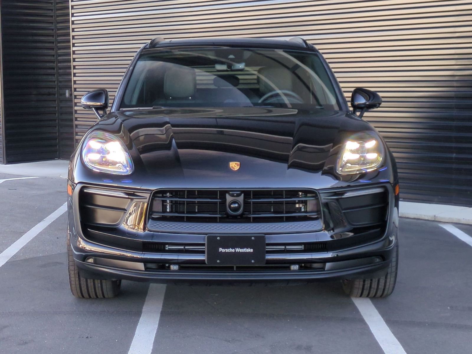 Certified 2026 Porsche Macan image 6