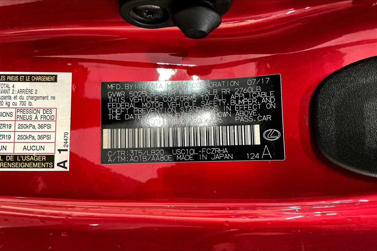 Used 2017 Lexus RC F image 37