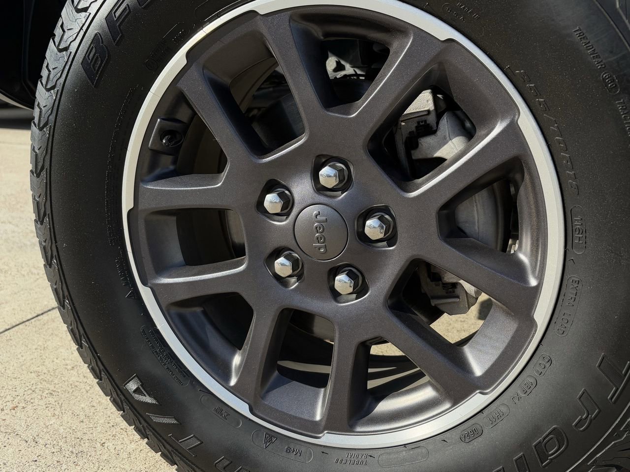 Used 2021 Jeep Wrangler Sport image 11