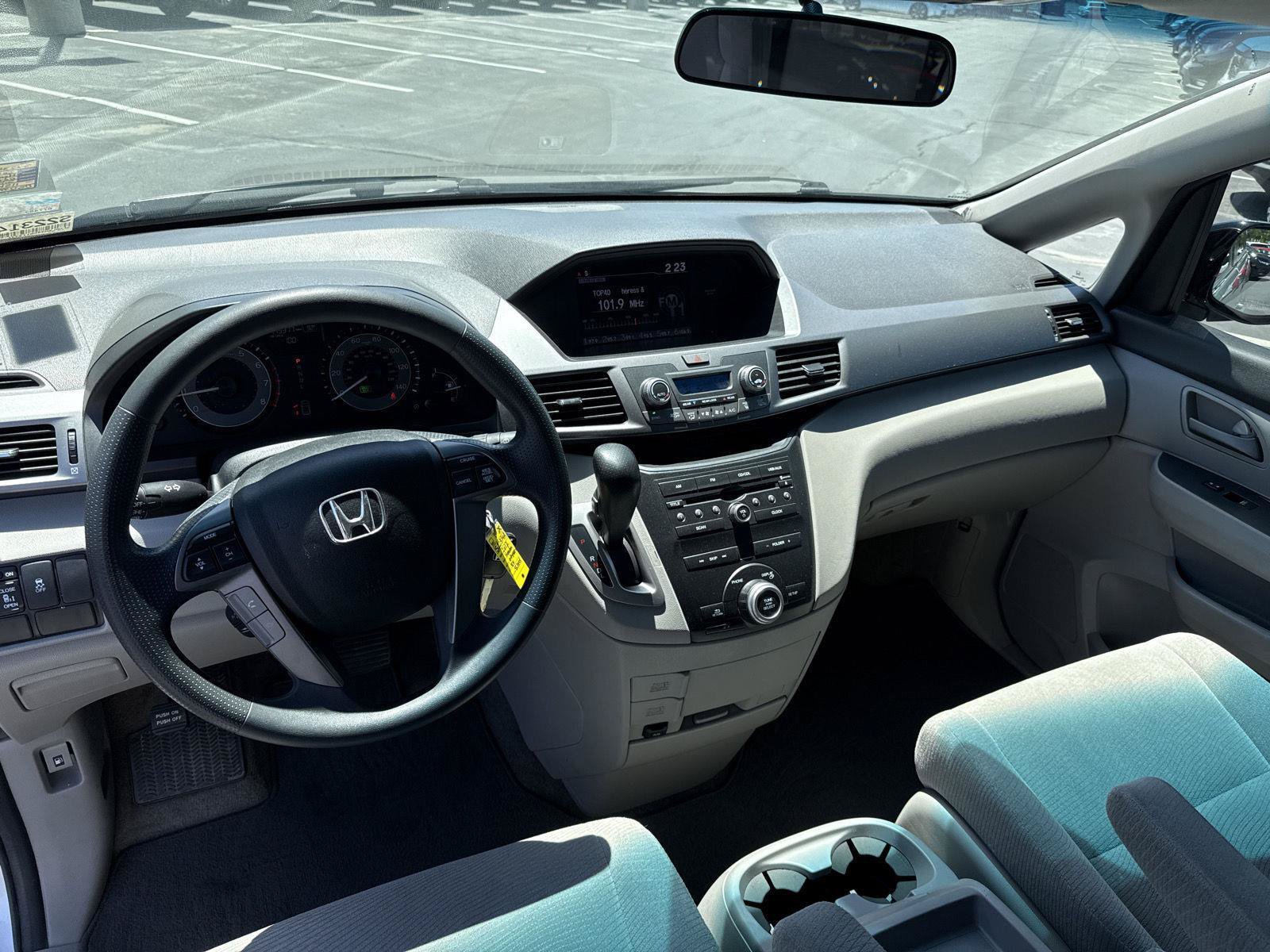 Used 2012 Honda Odyssey EX image 20