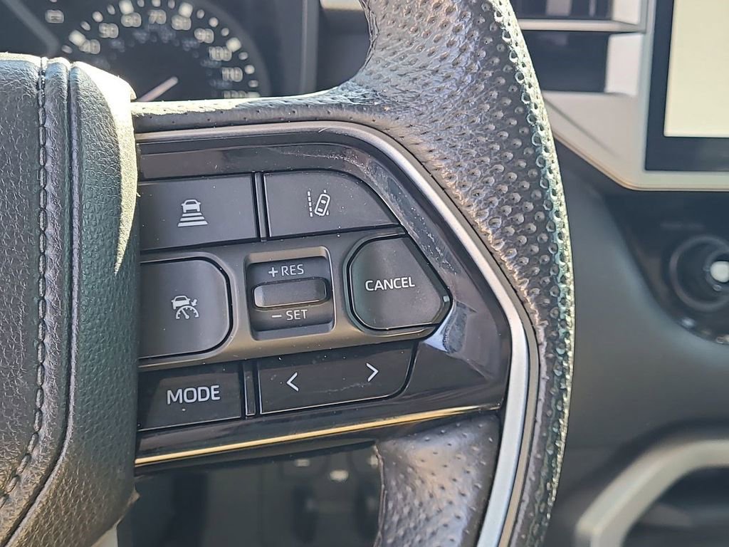 Used 2023 Toyota Tundra Limited image 33