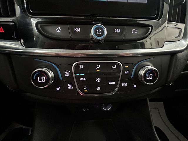 Used 2019 Chevrolet Traverse LT FWD image 17