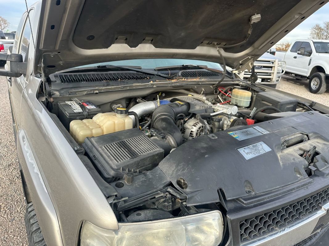 Used 2001 Chevrolet Silverado 2500 LS image 45