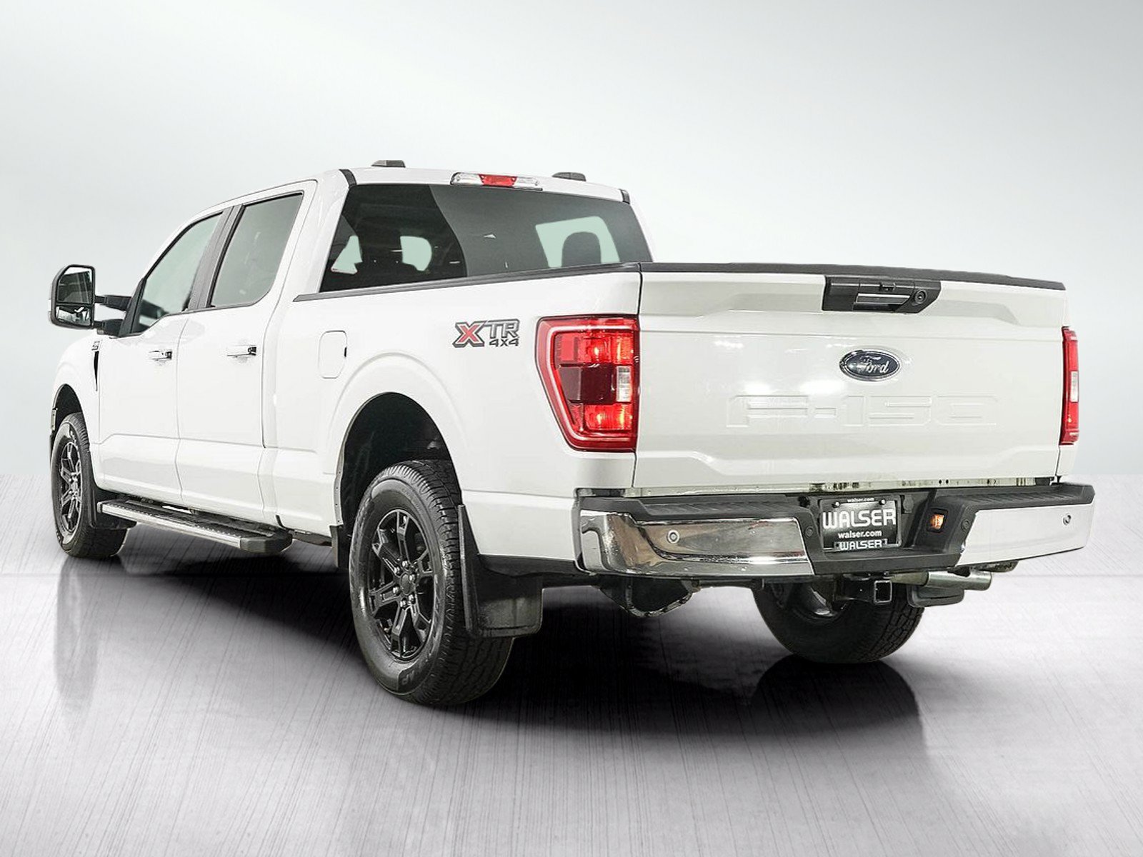 Used 2021 Ford F150 XLT w/ XTR Package AWD/4WD image 4