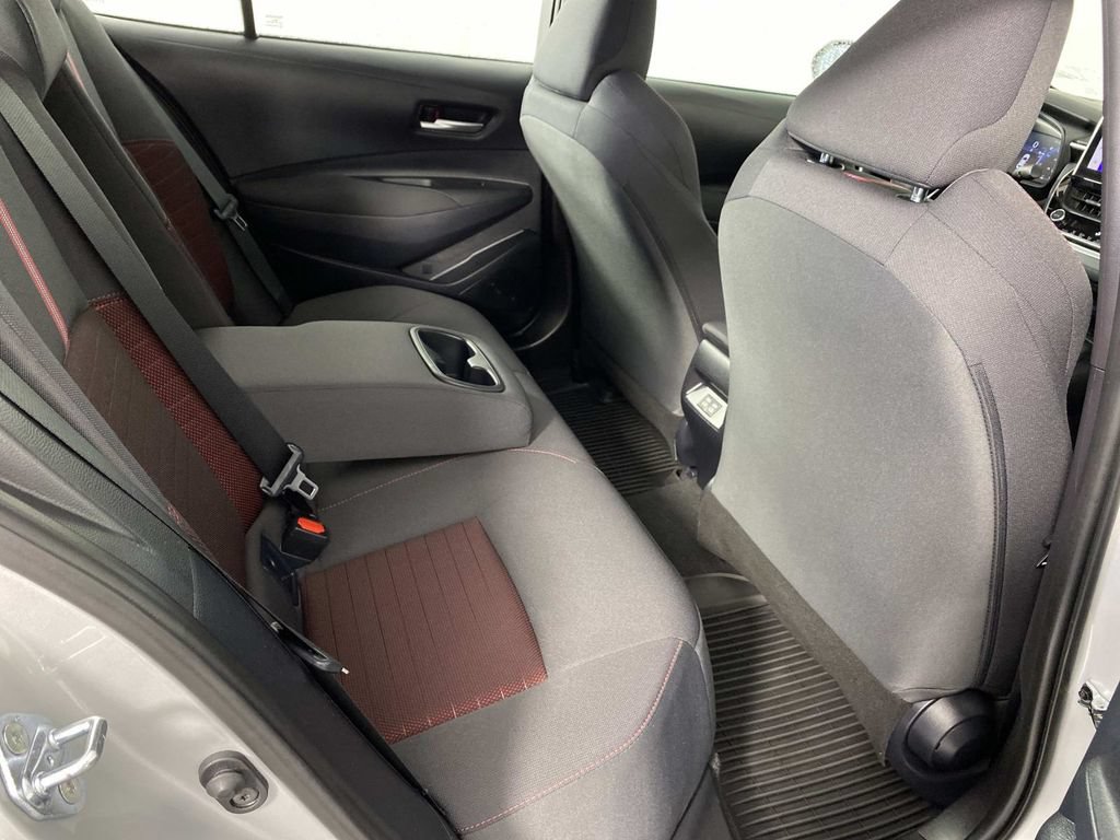 Used 2026 Toyota Corolla SE w/ SE Package FWD image 12