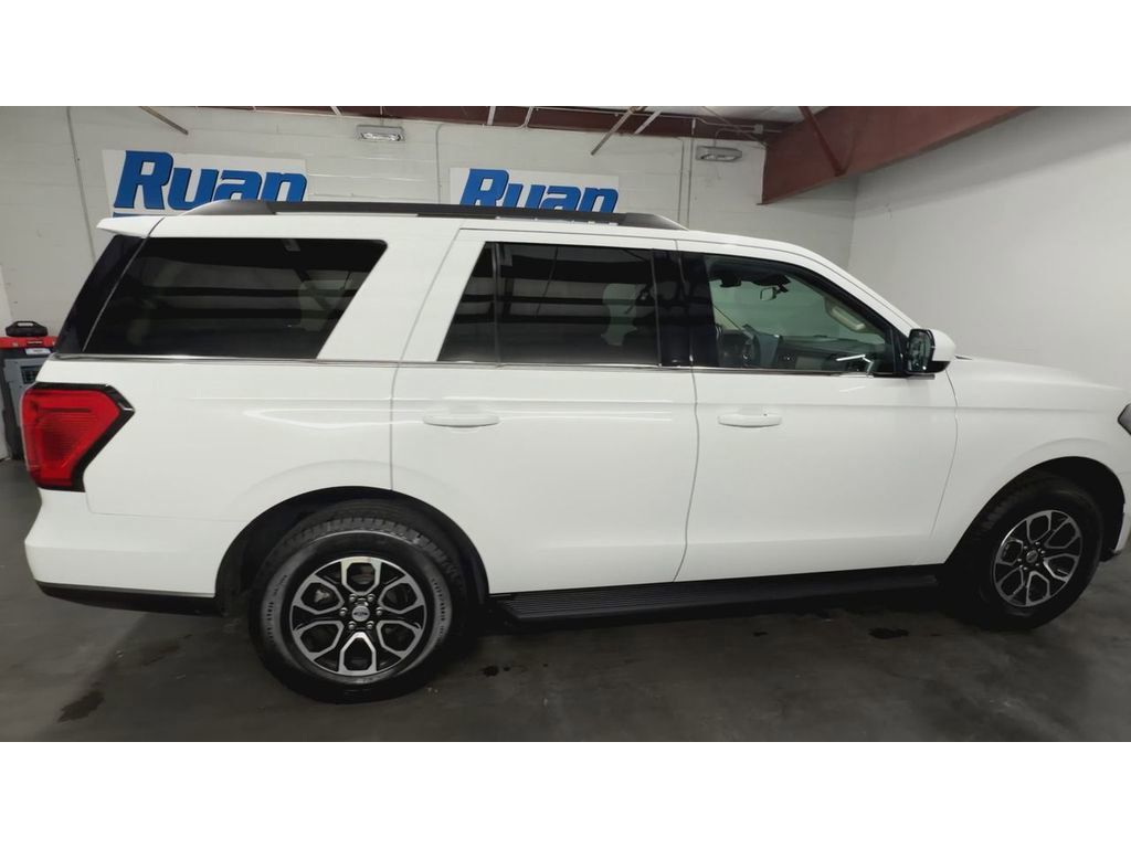 Used 2024 Ford Expedition XLT RWD image 9