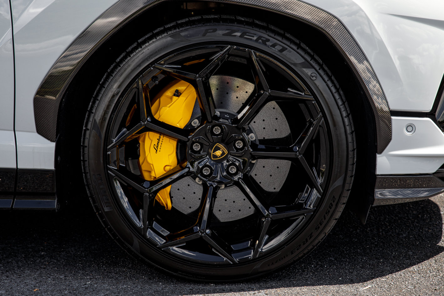 Used 2024 Lamborghini Urus Performante AWD/4WD image 20