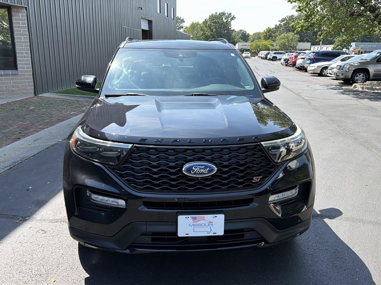 Used 2020 Ford Explorer ST w/ Premium Technology Package AWD/4WD image 8