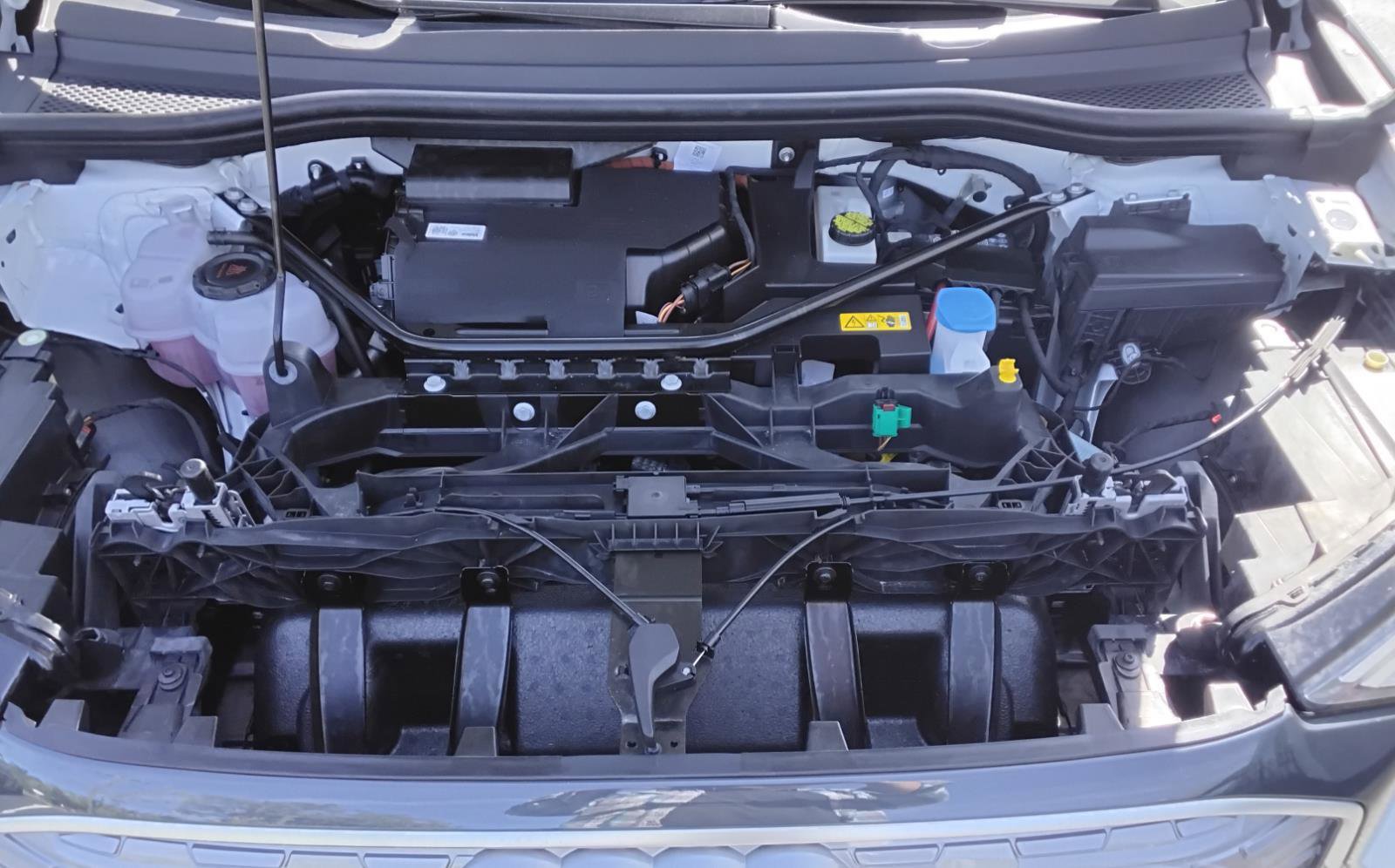 Certified 2023 Audi Q4 e-tron Premium w/ Convenience Package image 15