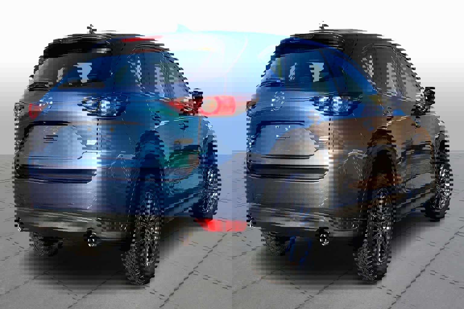 Used 2017 MAZDA CX-5 Sport image 12