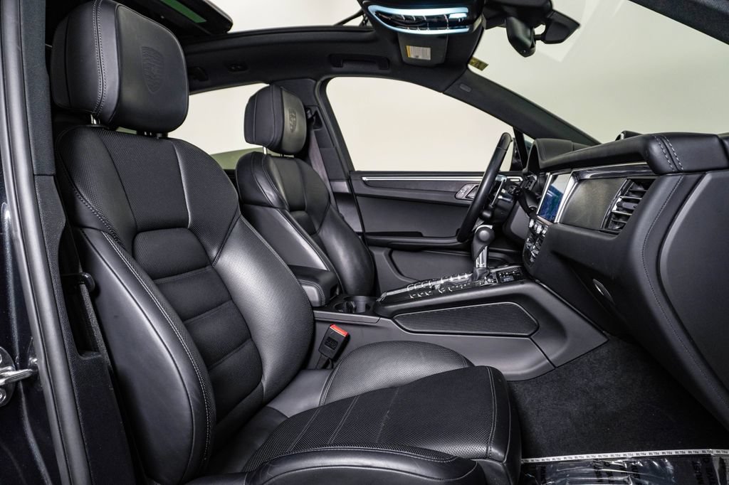 Certified 2020 Porsche Macan GTS AWD/4WD image 15