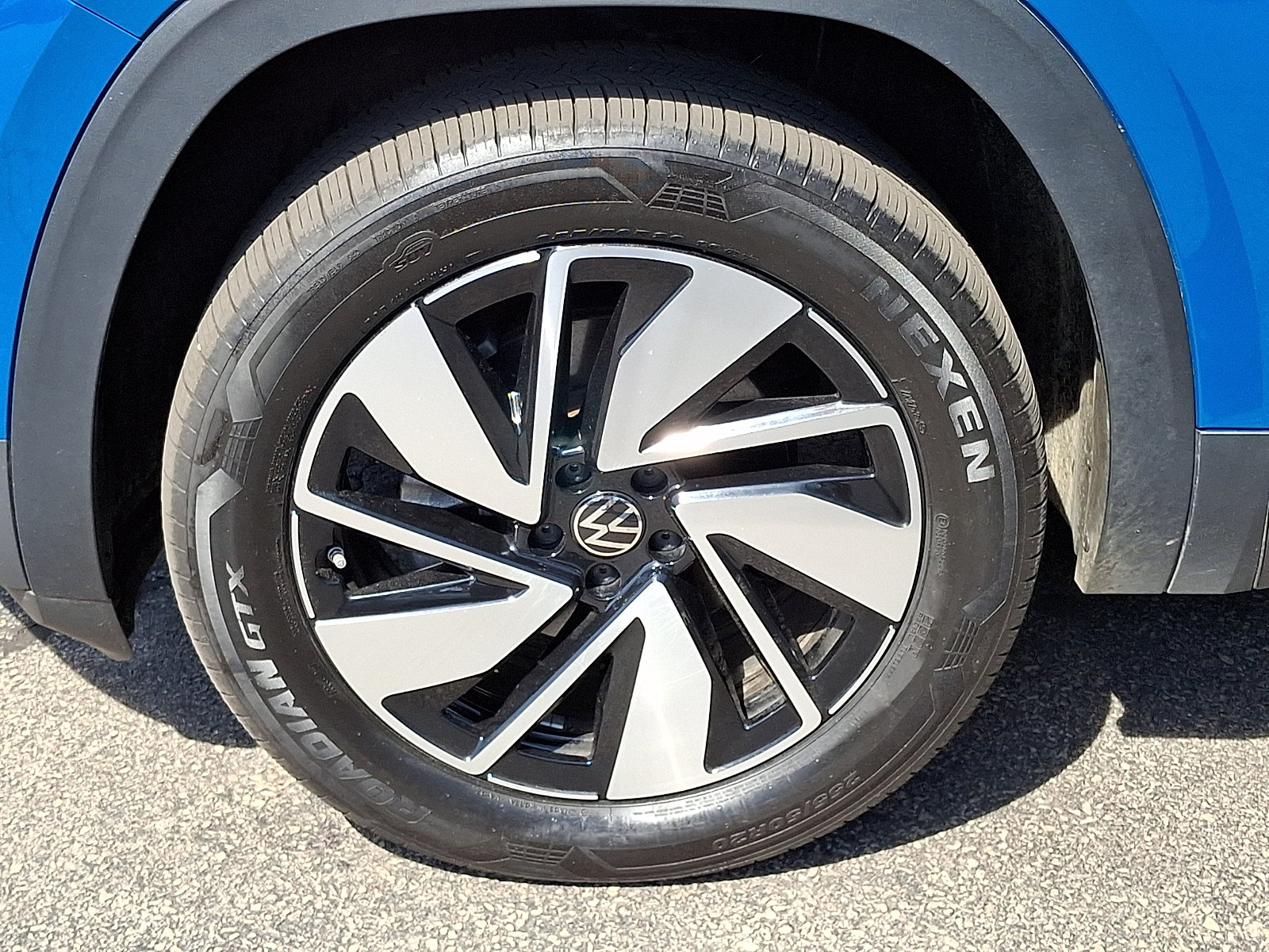 Used 2026 Volkswagen Atlas SE AWD/4WD image 9