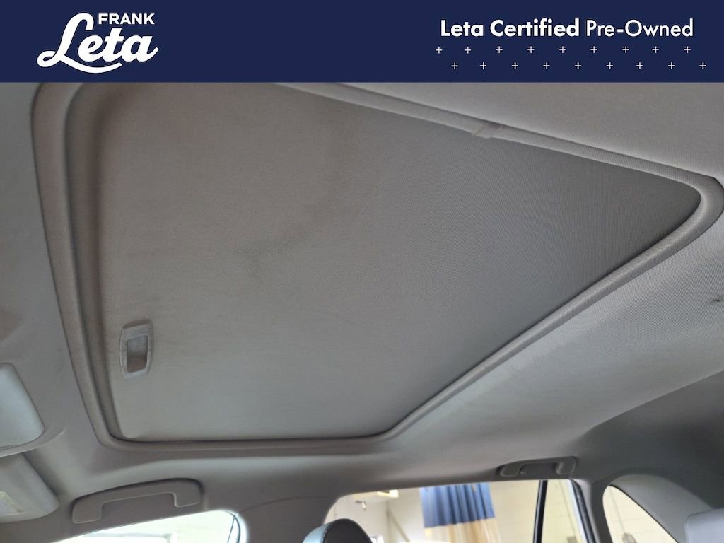 Used 2021 Toyota RAV4 XLE Premium FWD image 14